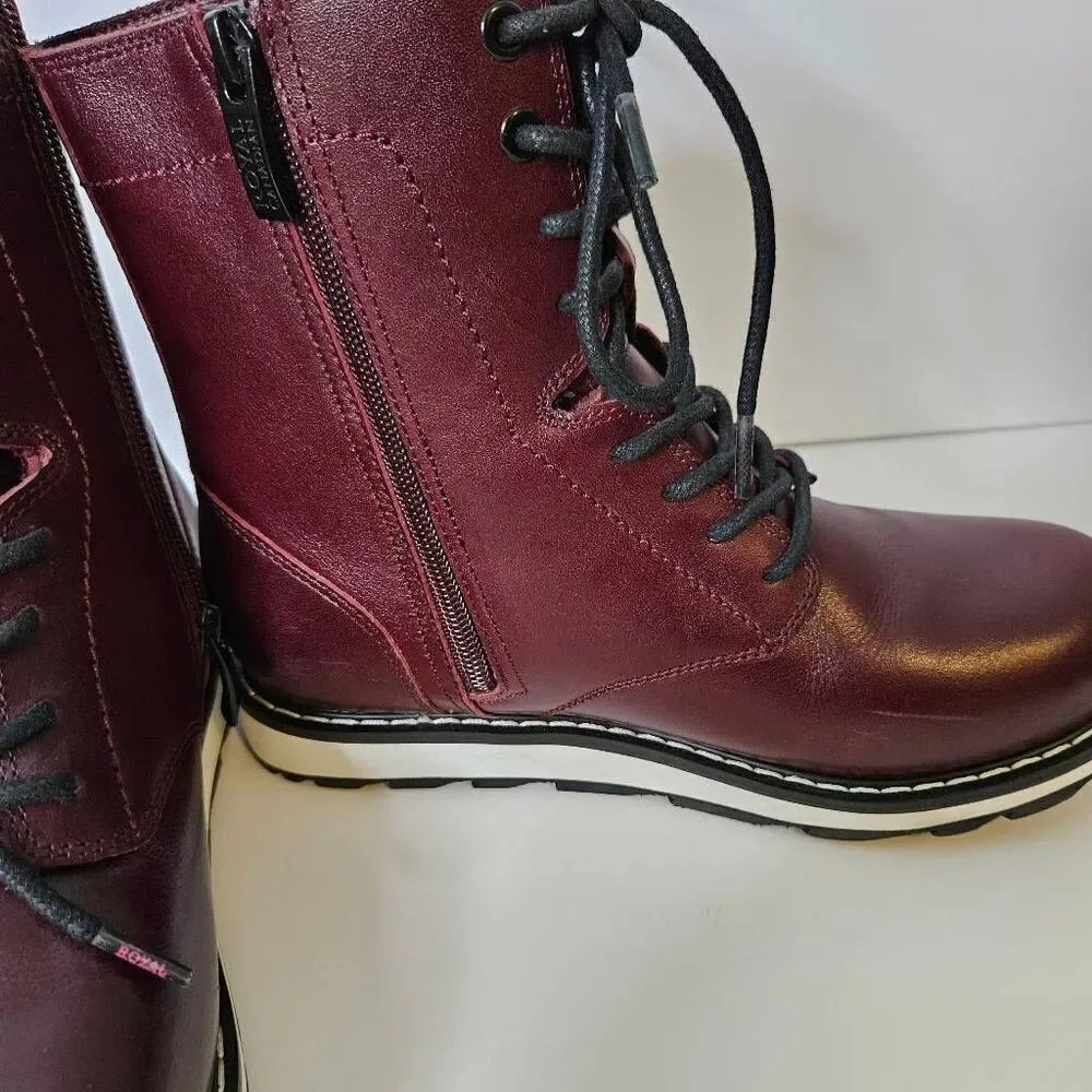 Royal Canadian Robson womens boots, burgundy leather. Size 7.
